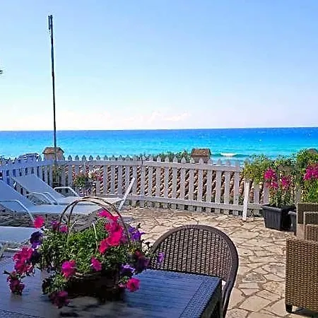 Corfu 22 גליפאדה