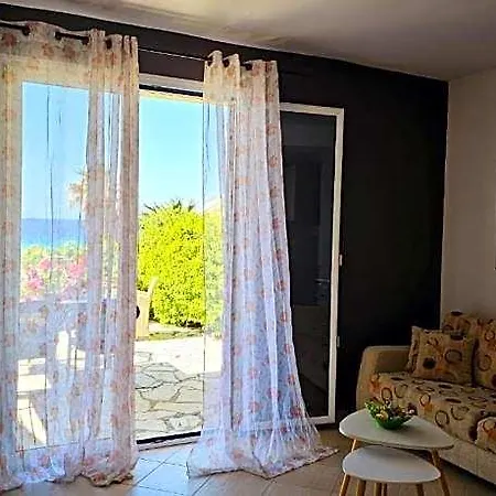 Corfu 22 דירה גליפאדה